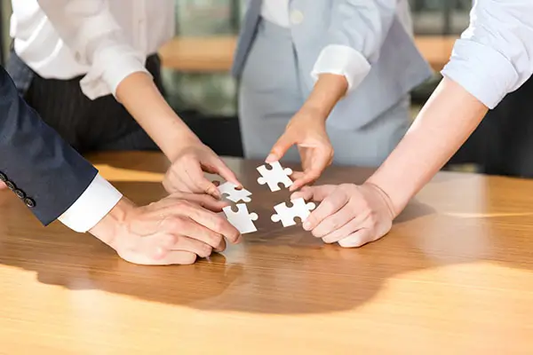 结伴旅游旅游攻略文案简短