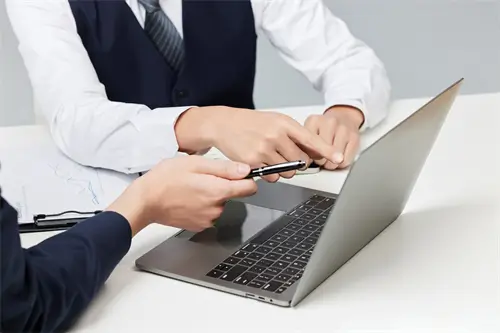 跟领导出门旅游文案简短